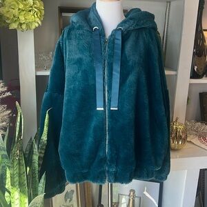 NWOTGS! Express Faux Fur Zip Up Hoodie Size XL